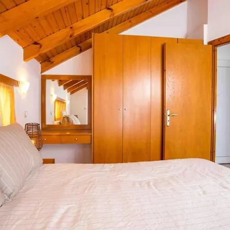 Megat Seaview And Seaside Apartman *