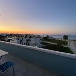 Megat Seaview And Seaside Ялиссос